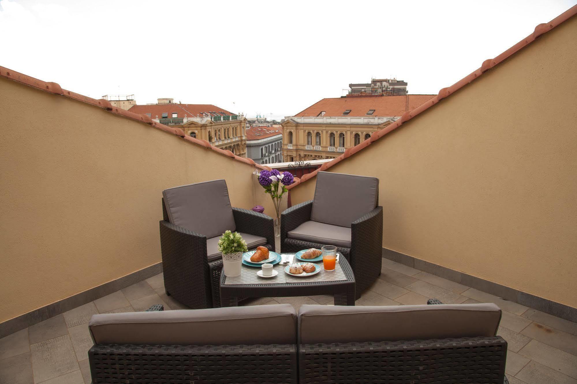 Caesar Napoli Hotel Ngoại thất bức ảnh